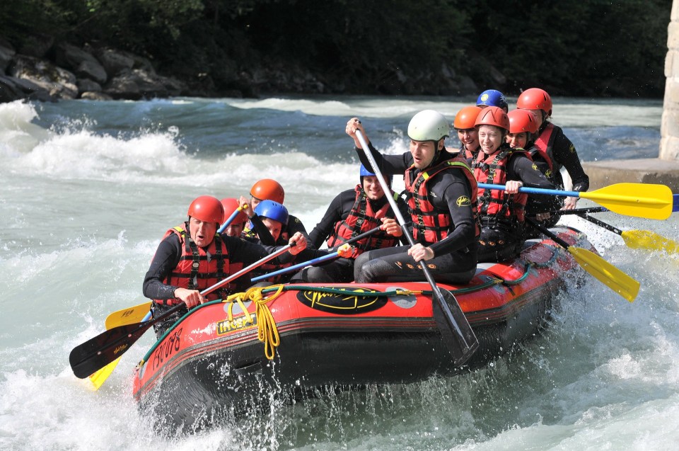 rafting-eb3cb20a2c_1920